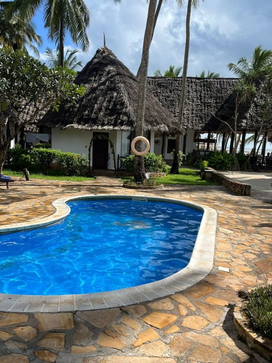 Pool Sultan Sands Island Resort & Spa