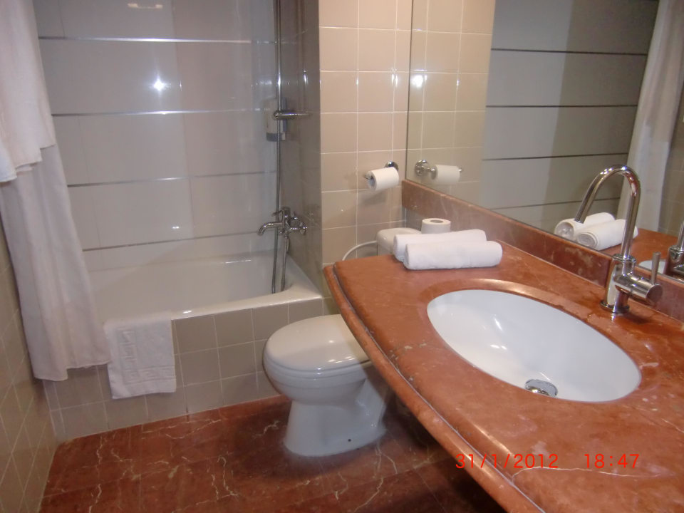 Kleines Bad Tal By The Beach - An Atlas Boutique Hotel