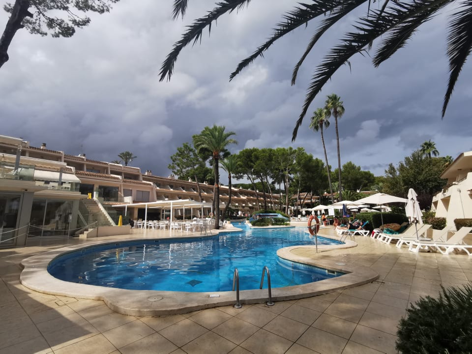 Pool Iberostar Waves Pinos Park
