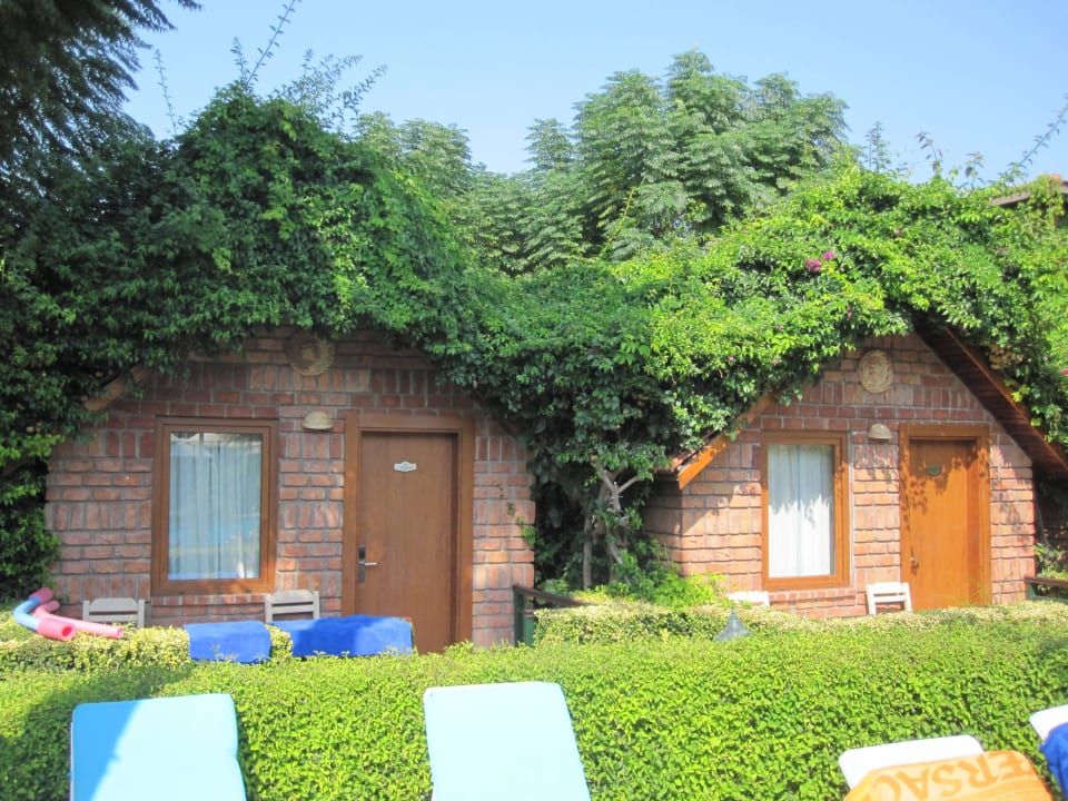 Wohnhäuser Can Garden Beach