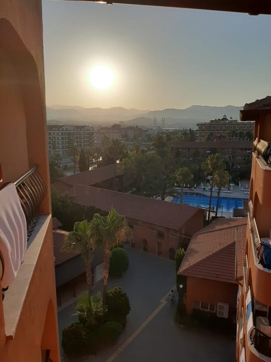 Ausblick Club Turtas Beach Hotel