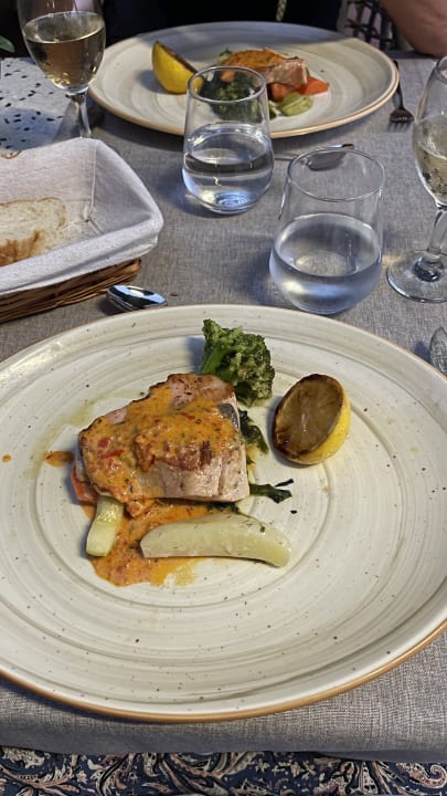 Gastro Melas Resort Hotel