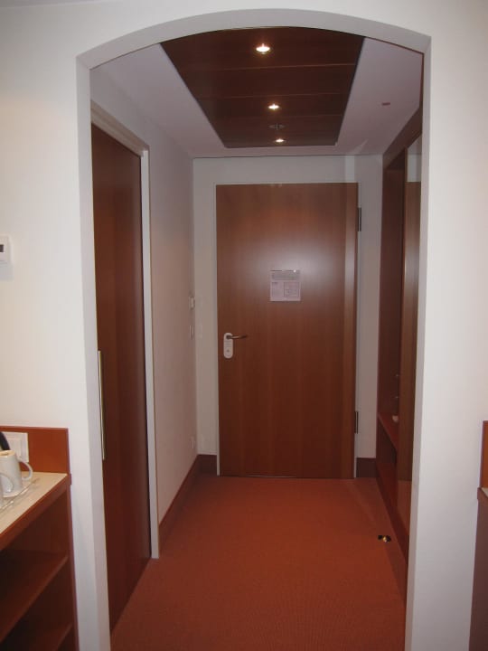 Eingangsbereich ATLANTIC Hotel Wilhelmshaven