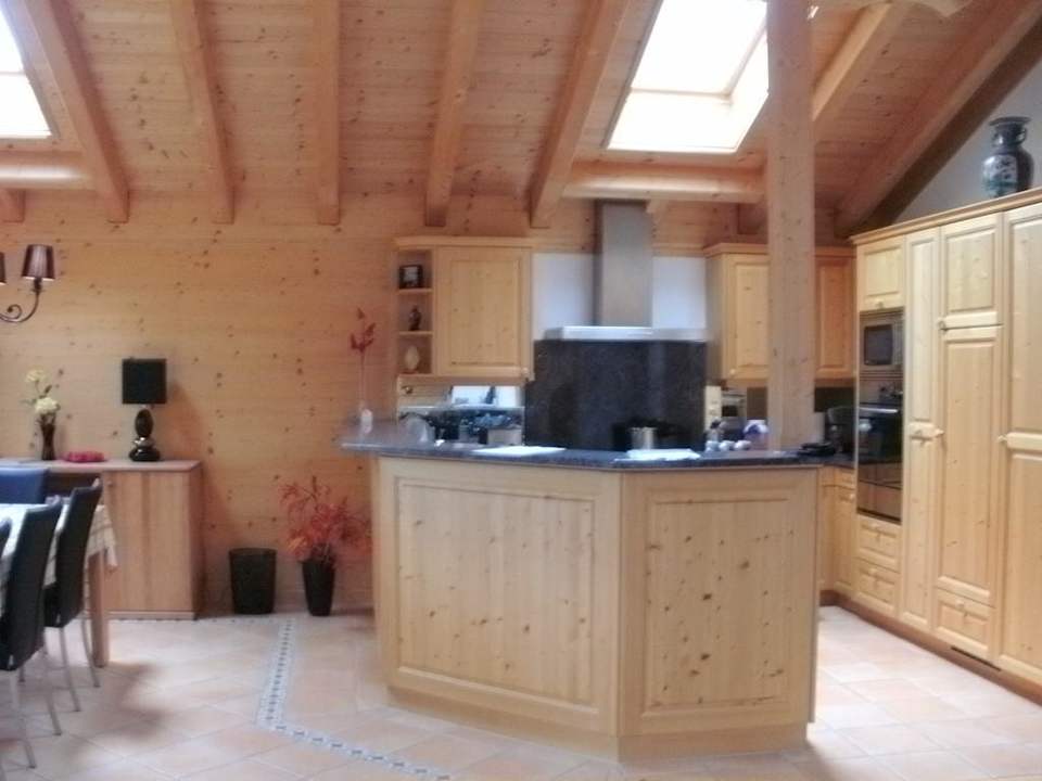 Thekenbereich der Küche FeWo Chalet Heimat