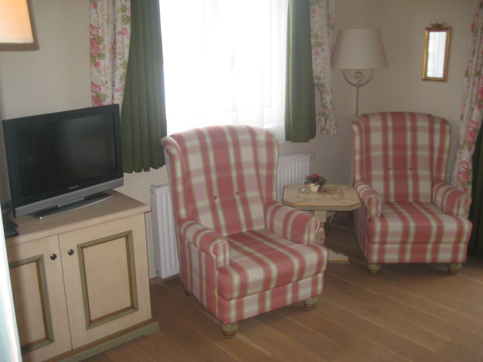 Gemütliche TV-Ecke Vötters Verwöhnhotel Kaprun