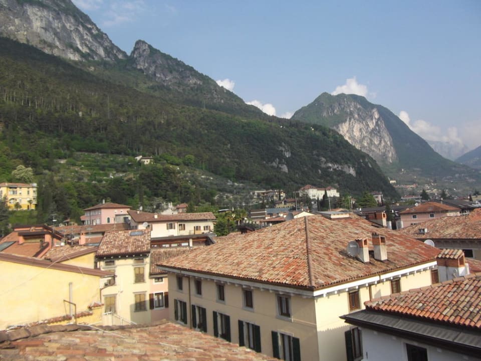 Blick von Dachterrasse Hotel Antico Borgo