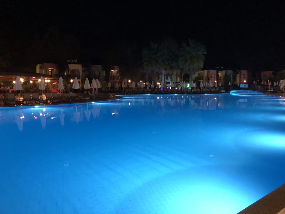 Pool VONRESORT Golden Beach