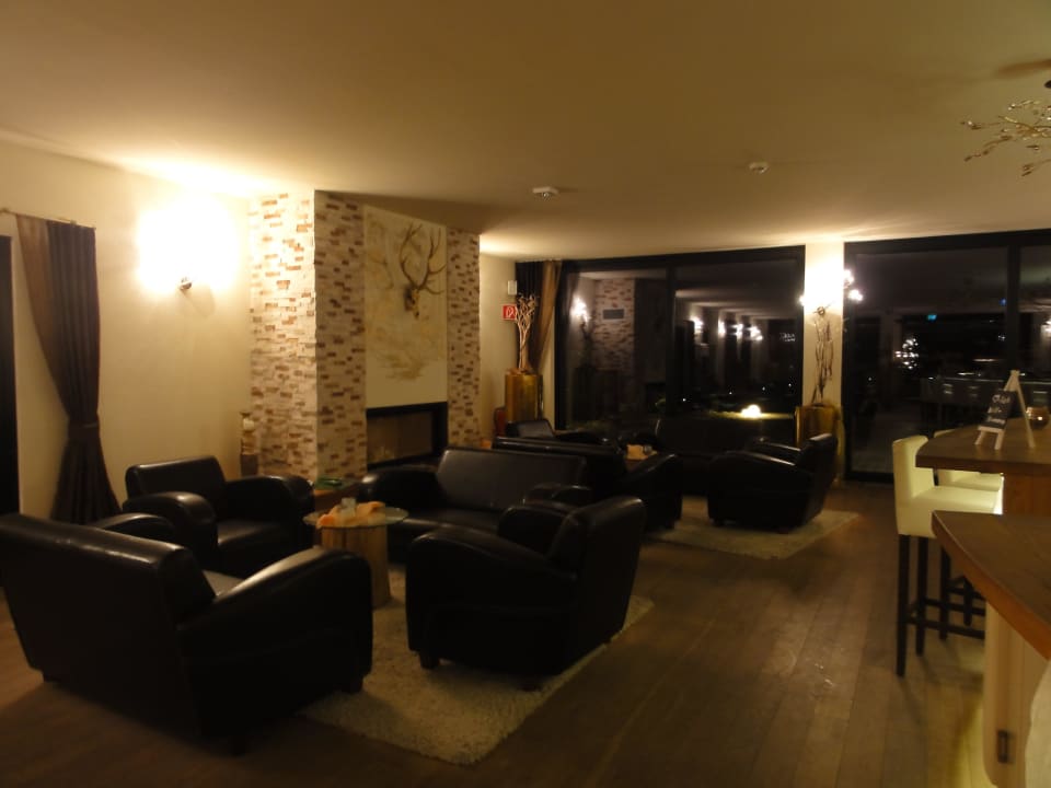 Lobby & Bar Hochwälder Wohlfühlhotel