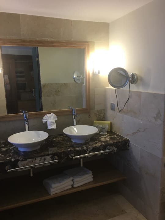 Bad Hotel Grand Palladium Palace Resort, Spa & Casino