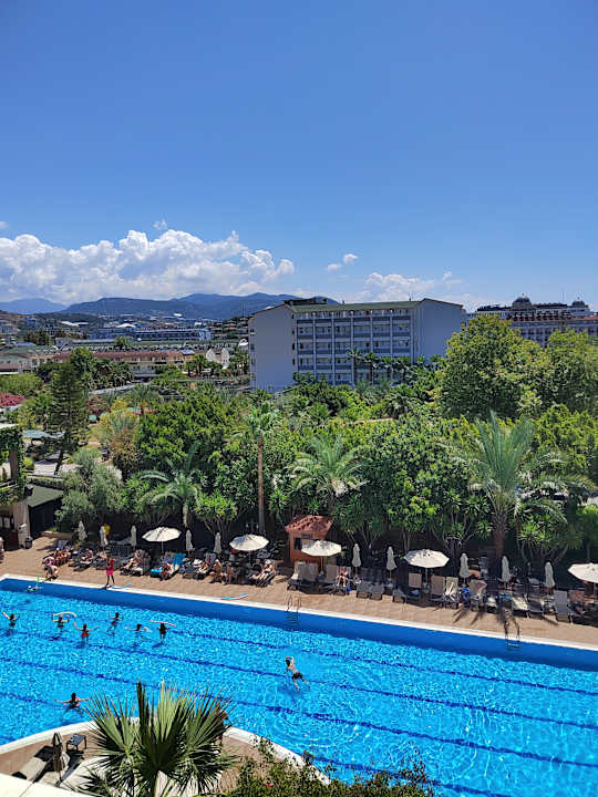 Pool Telatiye Resort
