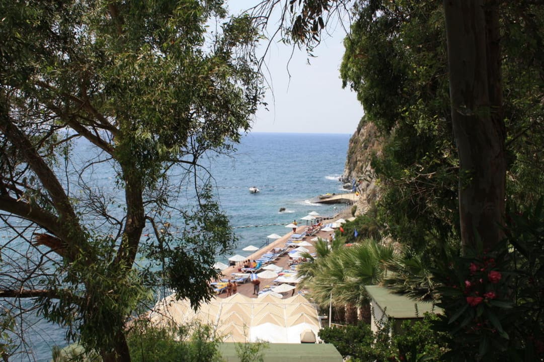 Strand rechts Ladonia Hotels Adakule