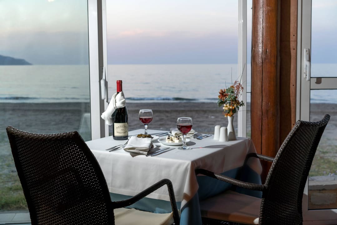 Main Restaurant HARPIN Happy Days Beach Hotel