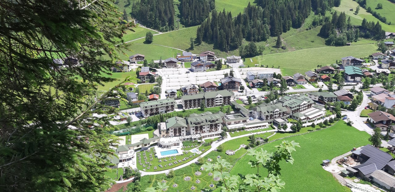 Außenansicht ROBINSON AMADÉ