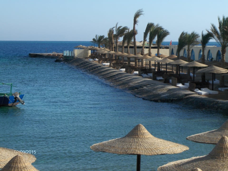 Very shallow Royal Star Beach Resort