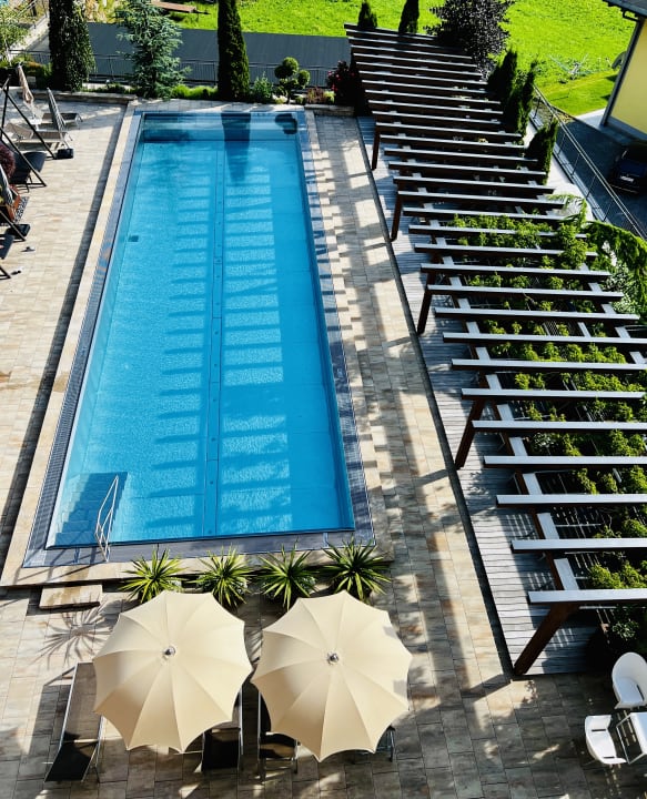 Pool Hotel Weisses Lamm