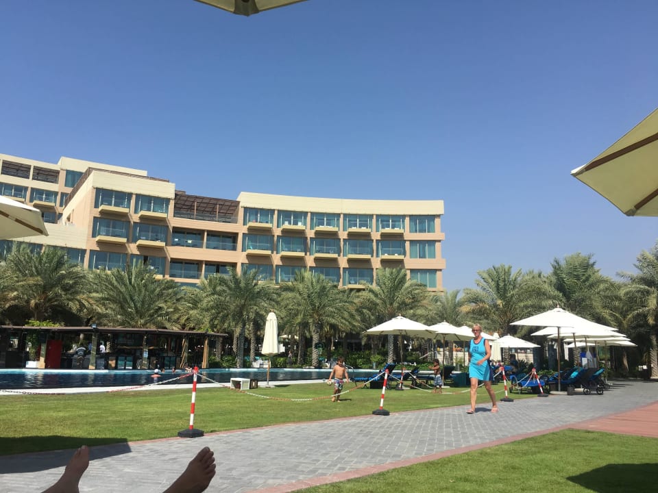 Hotelansicht vom Meer Rixos The Palm Hotel & Suites