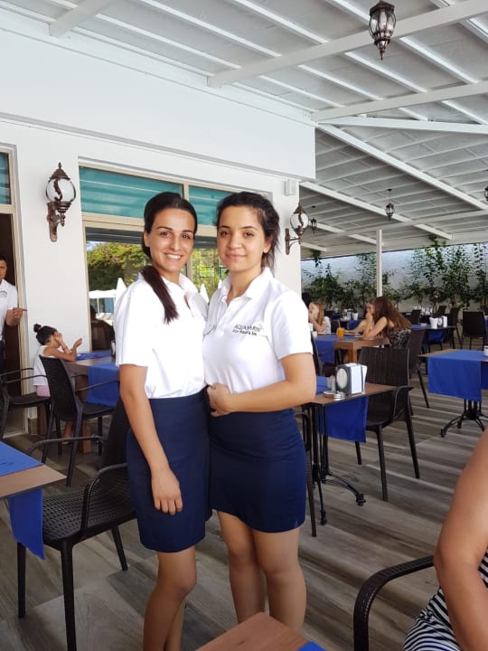 Die Mädels Hediye und Necla super Team Side Aquamarin Resort & Spa