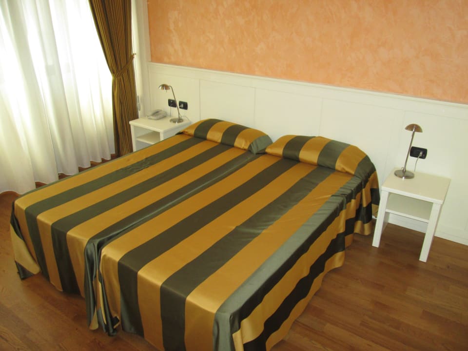 "Unser Zimmer Sehr beque..." Hotel San Marco (Verona) • HolidayCheck