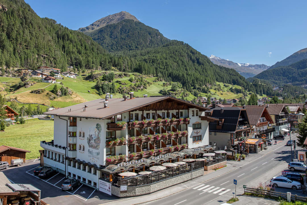 Außenansicht Hotel Hubertus