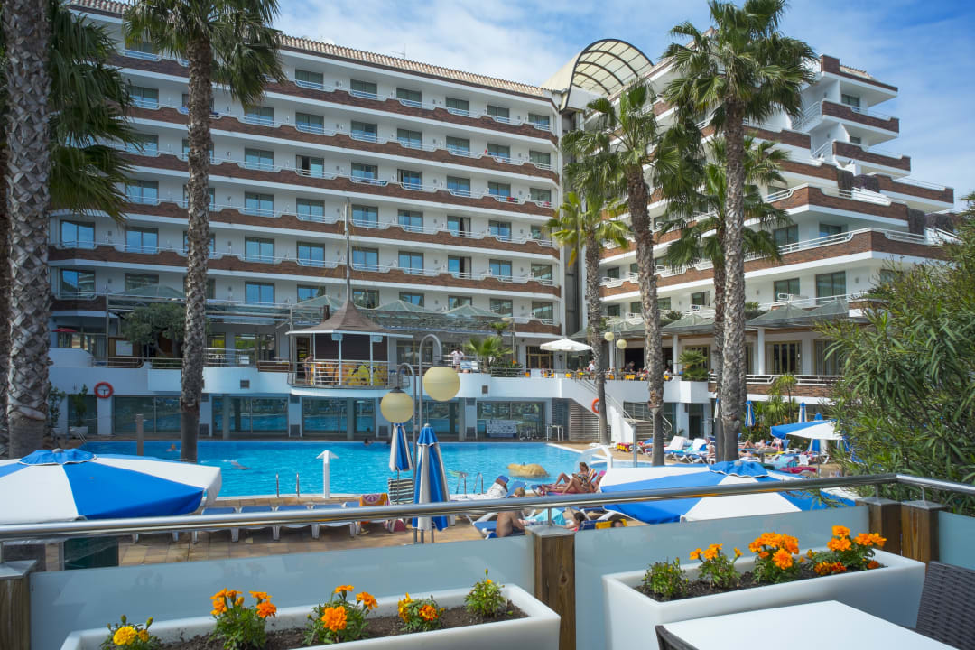 Außenansicht Hotel Indalo Park