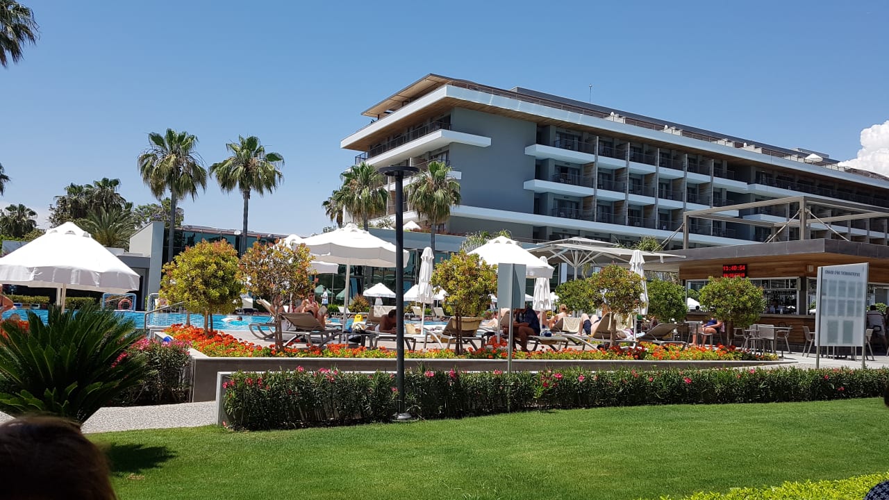 Gartenanlage Acanthus Cennet Barut Collection