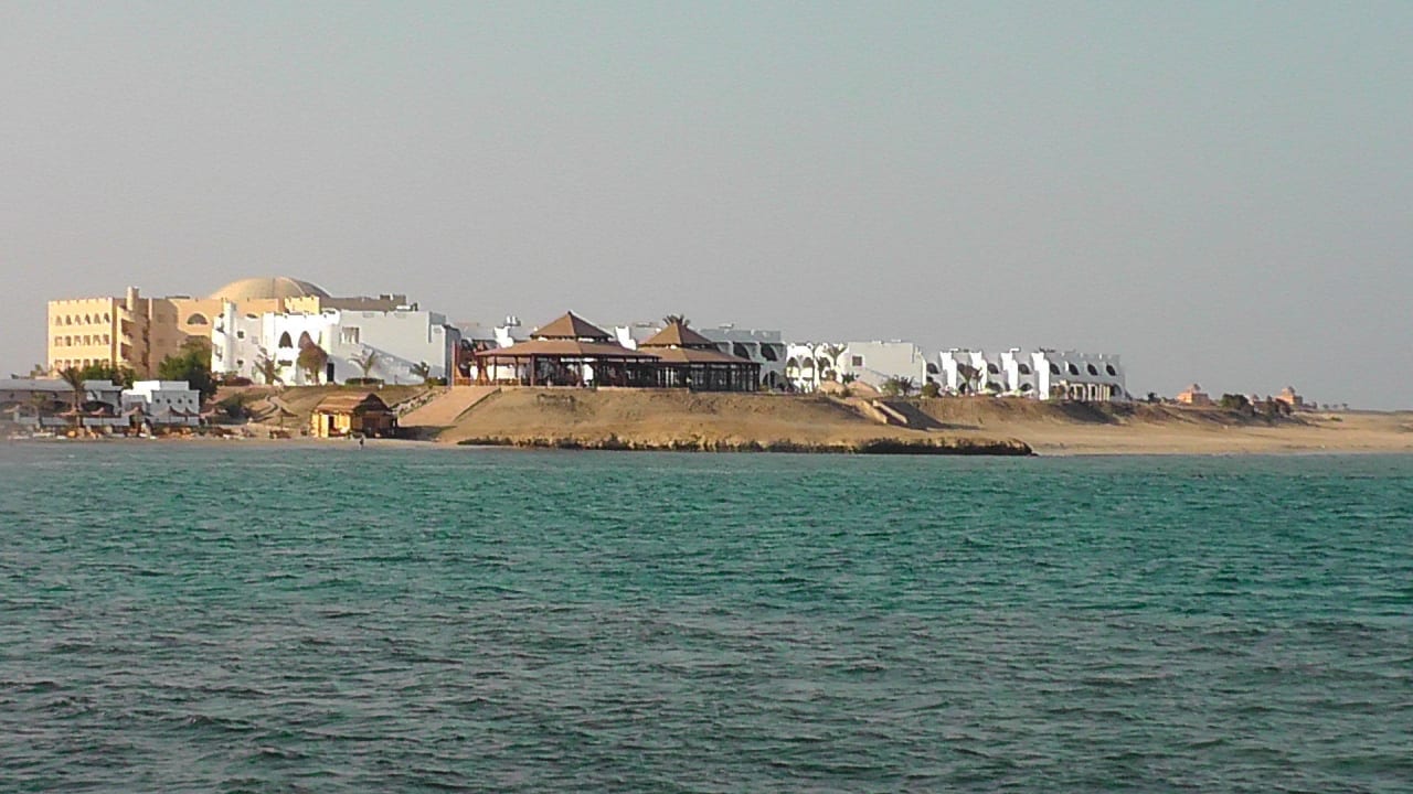 Vom Anlegestreg aus aufgenommen Three Corners Equinox Beach Resort