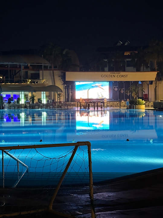 Pool VONRESORT Golden Coast