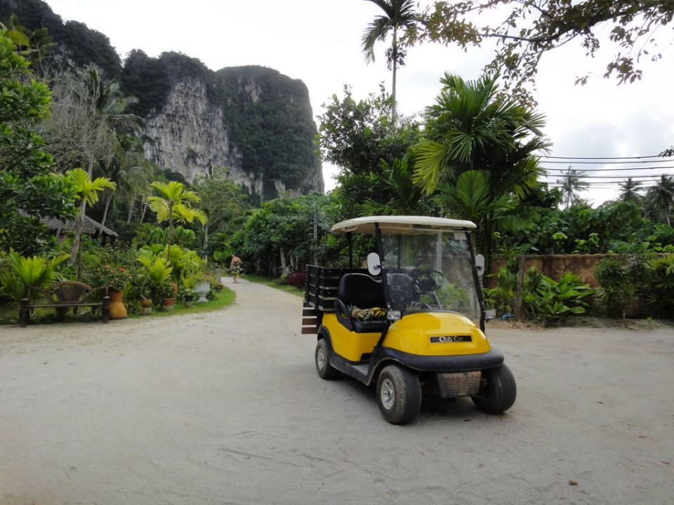 Авто Ban Sainai Resort