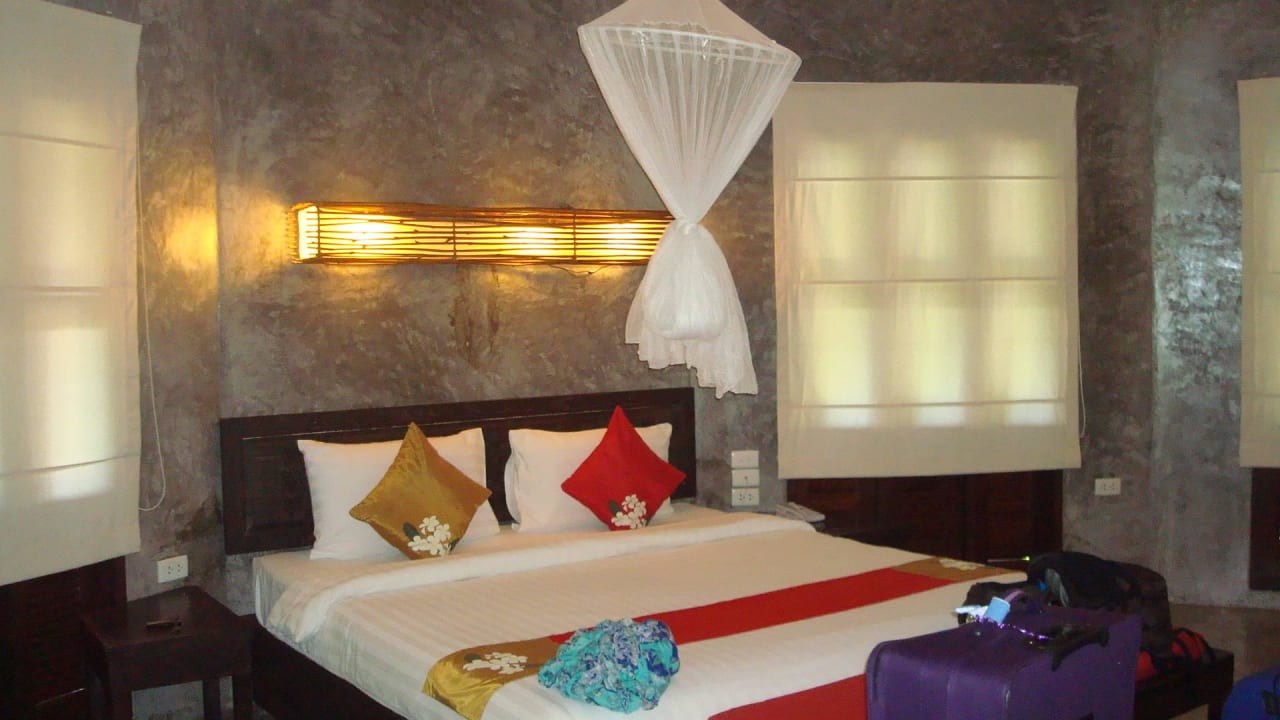 Bett mit Moskitonetz Pariya Resort & Villas Koh Phangan