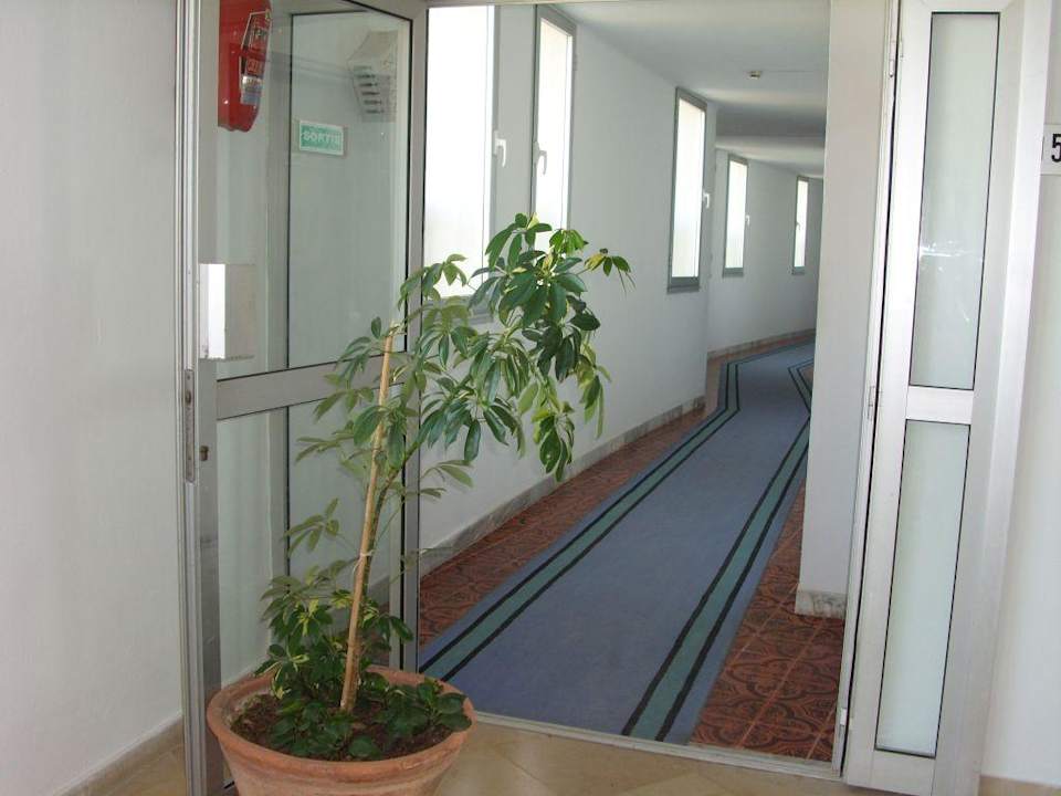 Flur Royal Lido Resort & Spa