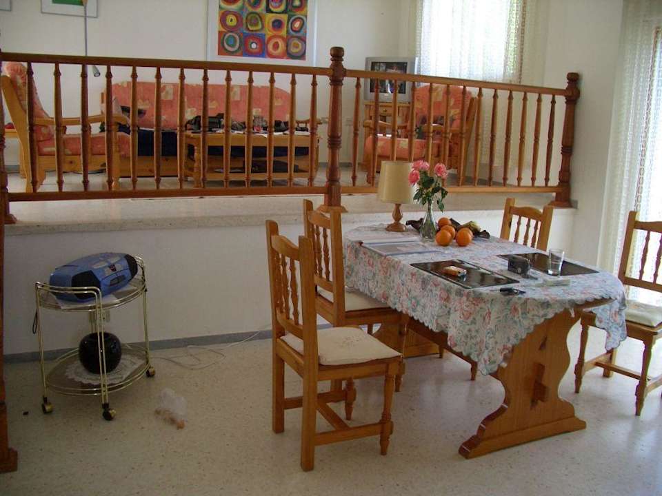 Esszimmer und Wohnzimmer Hotel Casa Maria