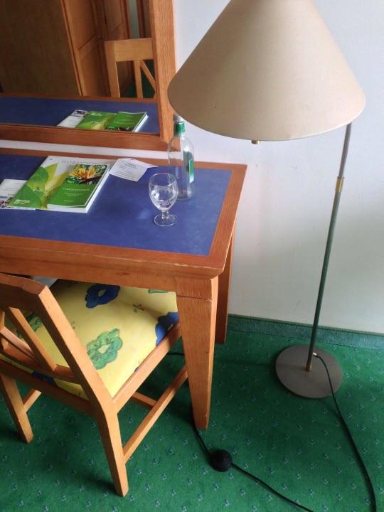 Zi 1901 ... mit dreckiger Stehleuchte ROBINSON JANDIA PLAYA