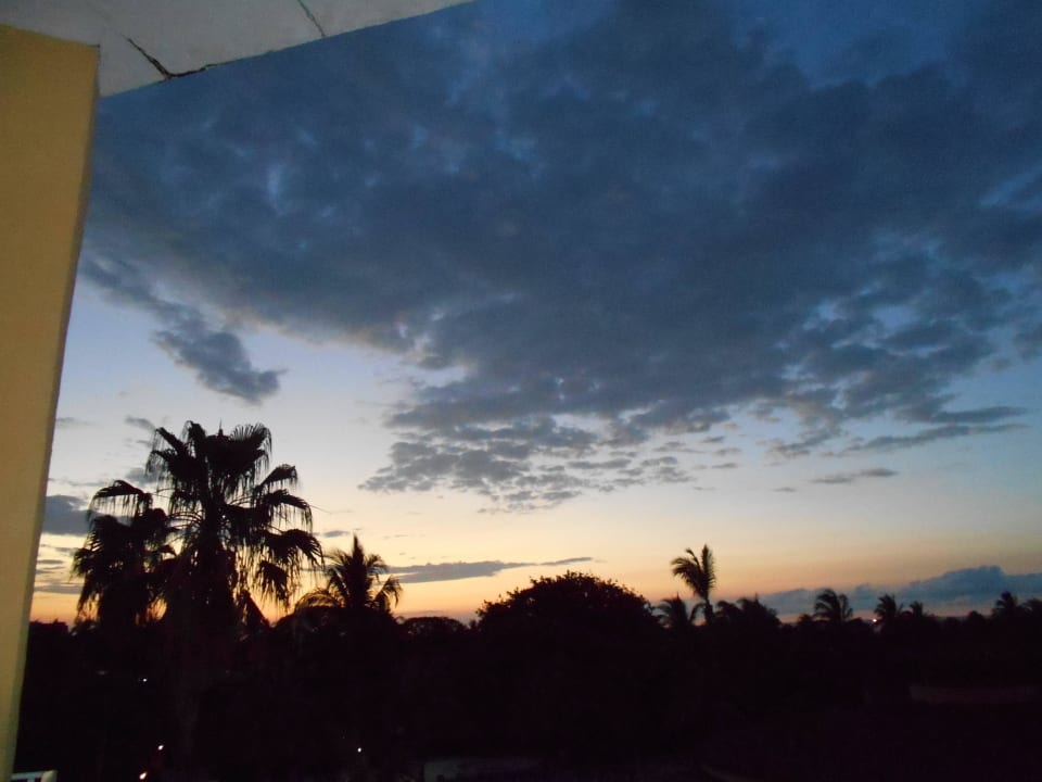 Sonnenuntergang Blick von der Coctailbar Hotel Villa Cuba