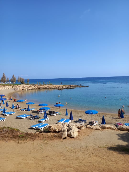 Strand Crystal Springs Beach Hotel