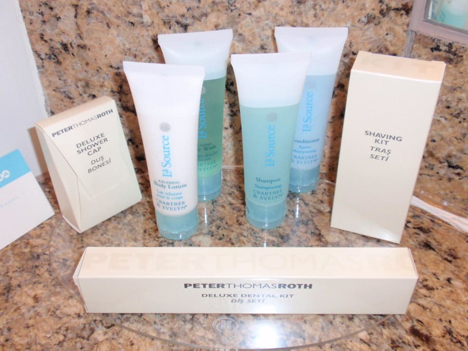 Toilettenartikel Adana HiltonSA