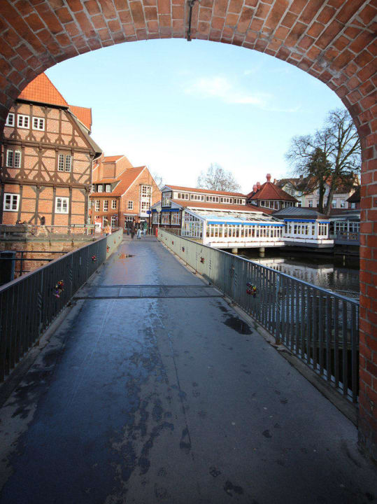 Blick durch das Torhaus Bergström Hotel Lüneburg