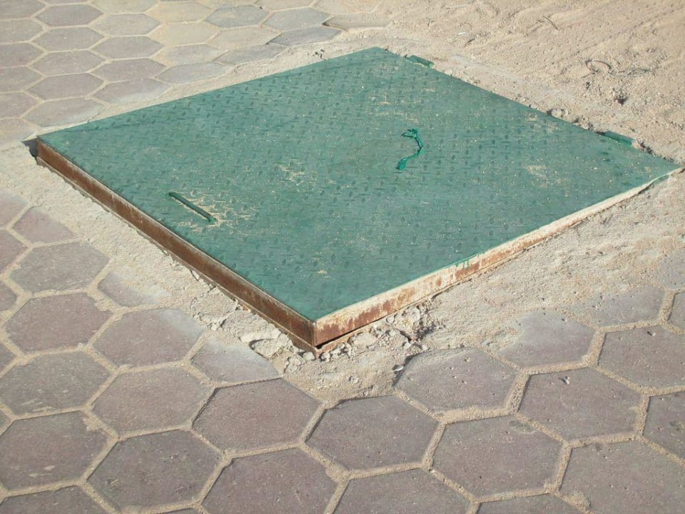 Stolperstelle auf dem Weg Sentido Caribbean World Soma Bay