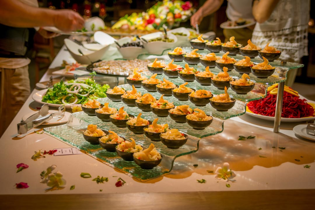 Restaurant Le Peninsula Bay Beach Resort & Spa