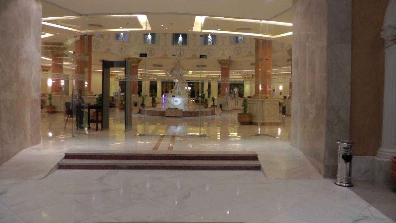 Wejście Hotel Titanic Palace