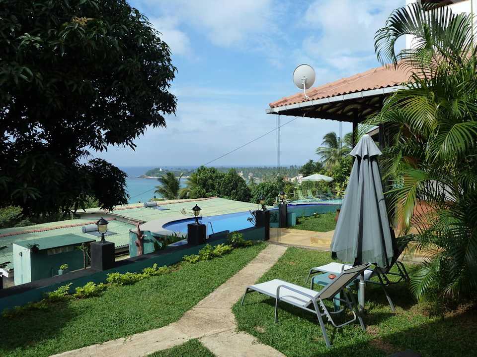 Blick von Cabana 5 zum Pool Hotel Panorama