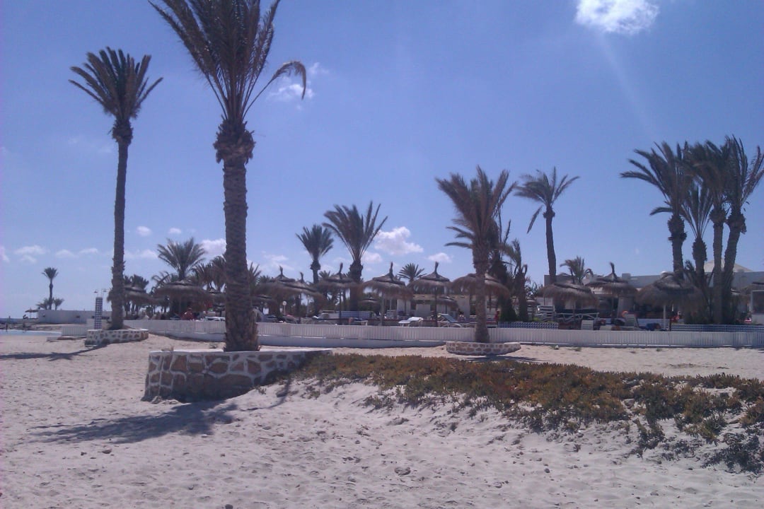 Einer der vielen Strandabschnitte Hotel El Mouradi Djerba Menzel