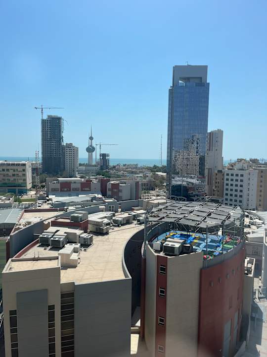 Ausblick Residence Inn by Marriott Kuwait City