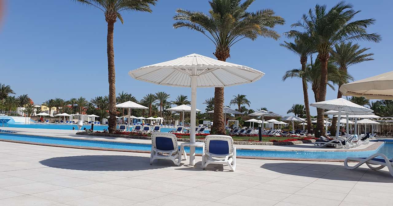 Pool Pharaoh Azur Resort