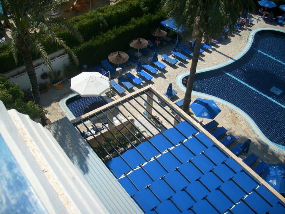 Pool Anonymous Beach Hotel