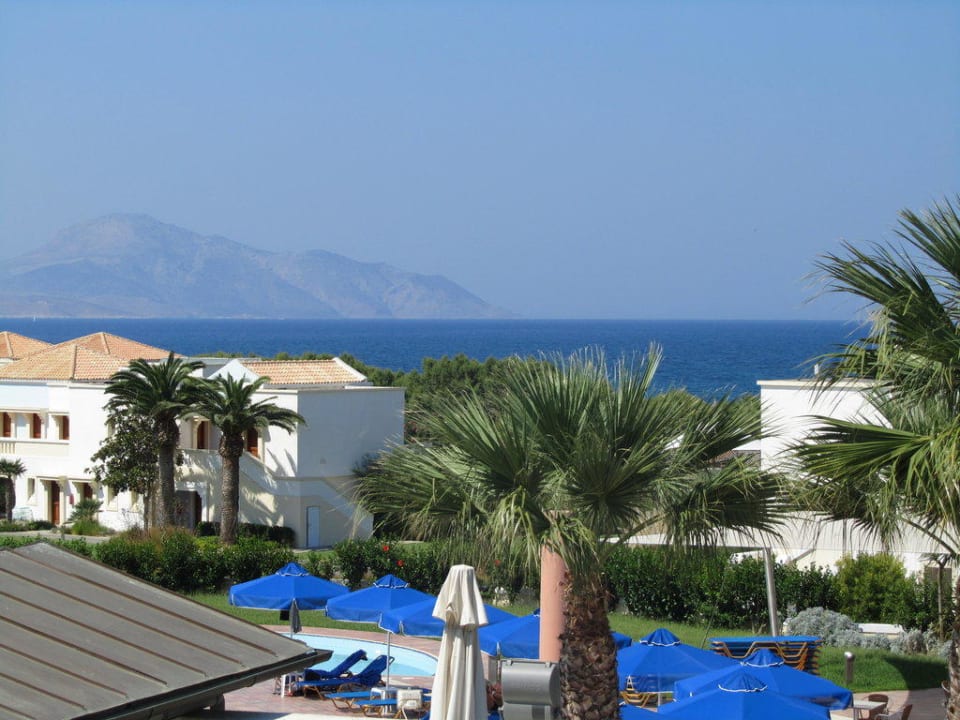 Blick vom Balkon Neptune Luxury Resort