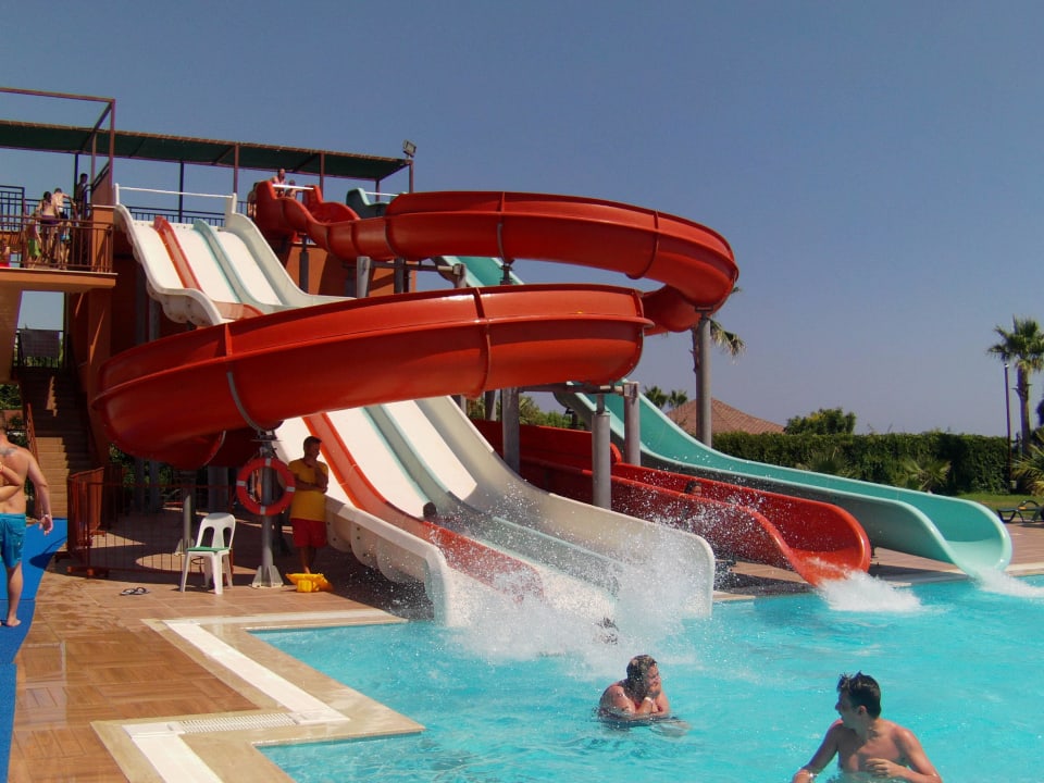 Grosse Rutschen Club Turtas Beach Hotel