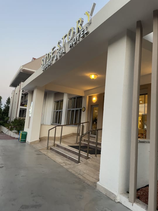 Außenansicht Side Story Resort & Spa