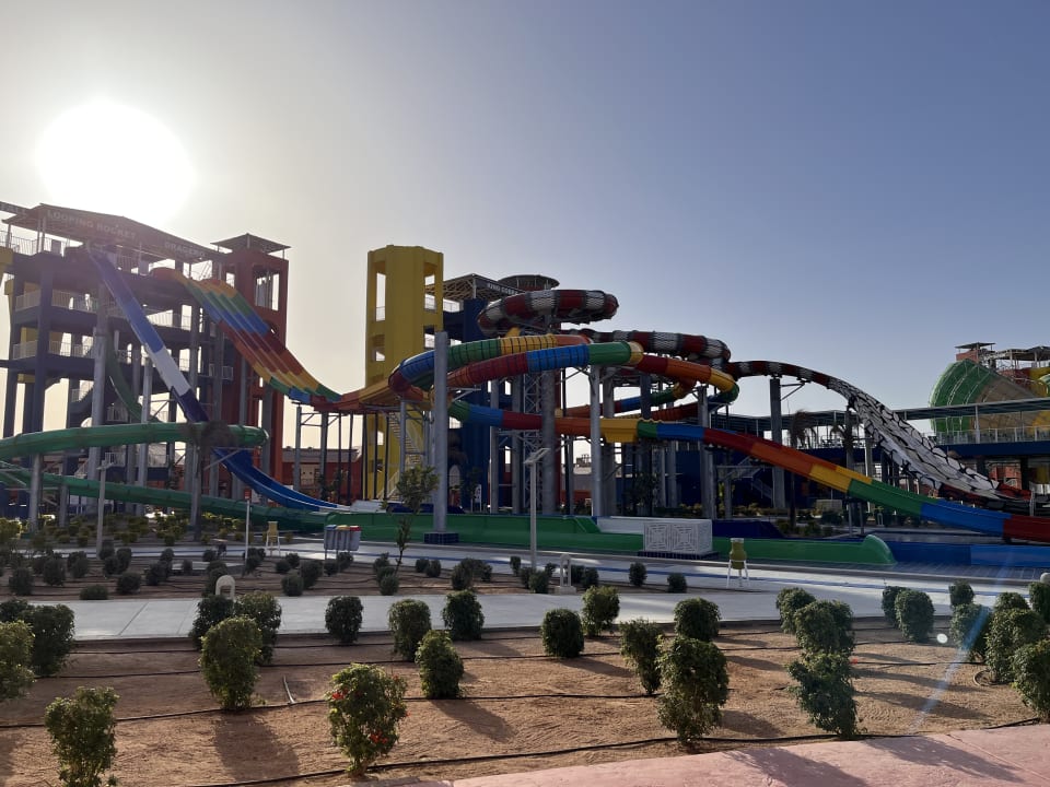Außenansicht Pickalbatros Water Valley Resort - Neverland Hurghada