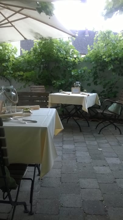 Gartenanlage Hotel Rotes Ross Marktbergel