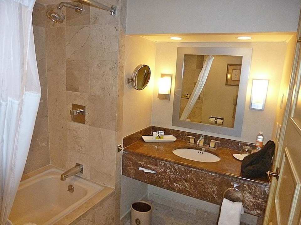 Badezimmer Hotel Presidente InterContinental Monterrey